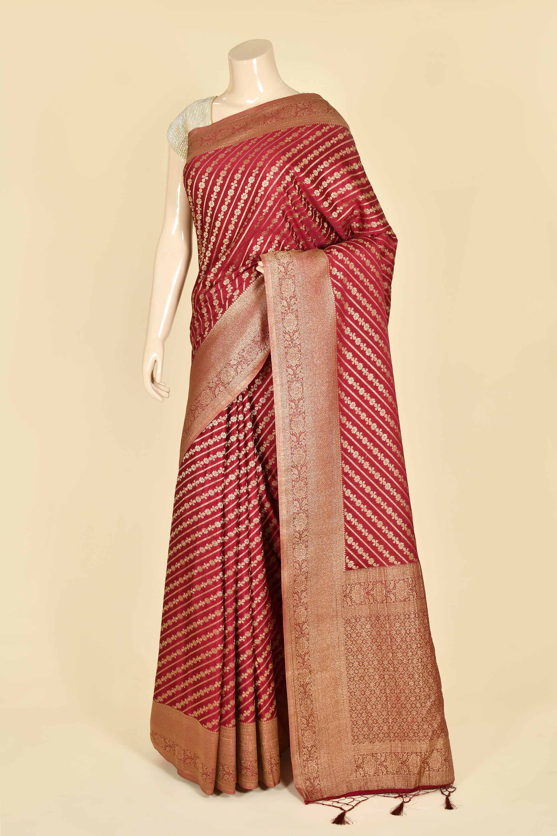 Red Banarasi Rangkaat Saree