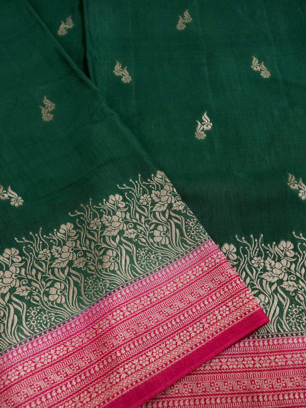 Bottle Green Banarasi Viscose Linen Saree