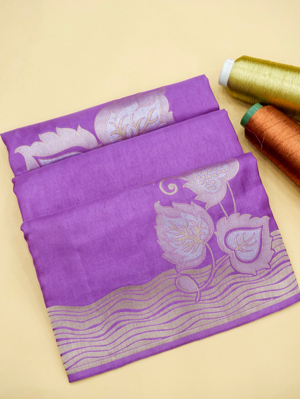 Lavender Purple Banarasi Viscose Dola Silk Saree