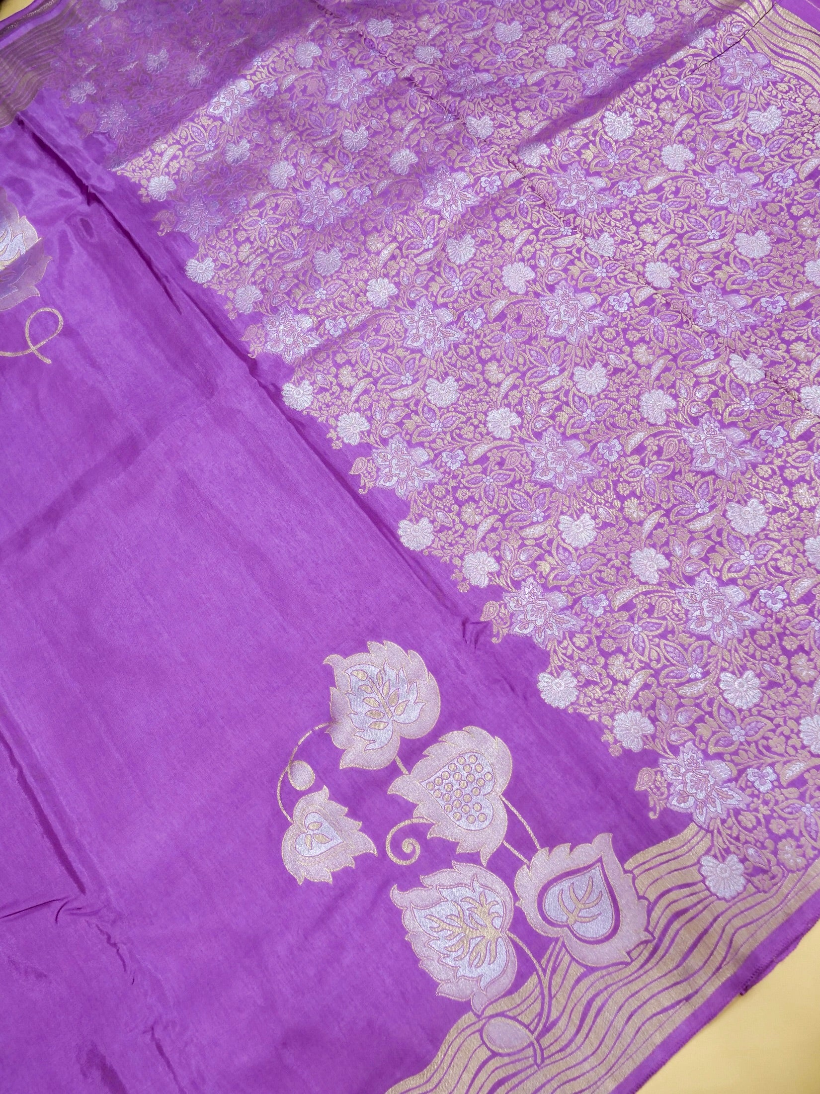 Lavender Purple Banarasi Viscose Dola Silk Saree