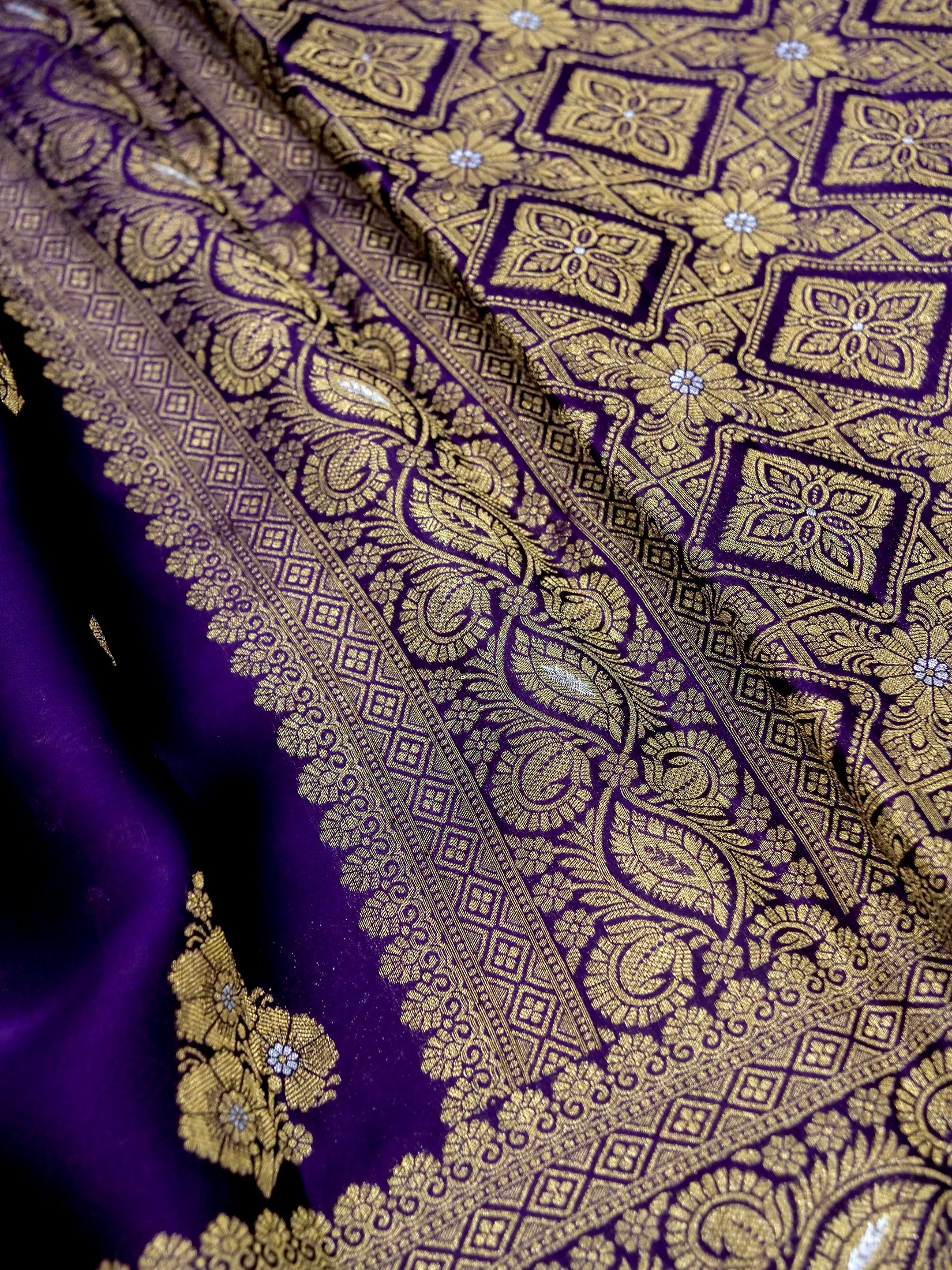 Deep Purple Banarasi Viscose Organza Satin Silk Saree