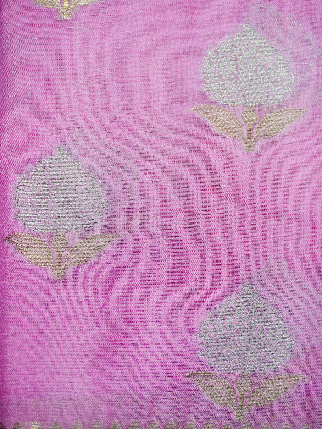Candy Pink Silky Silk Banarasi Saree with Floral Zari Buti & Rich Zari Border
