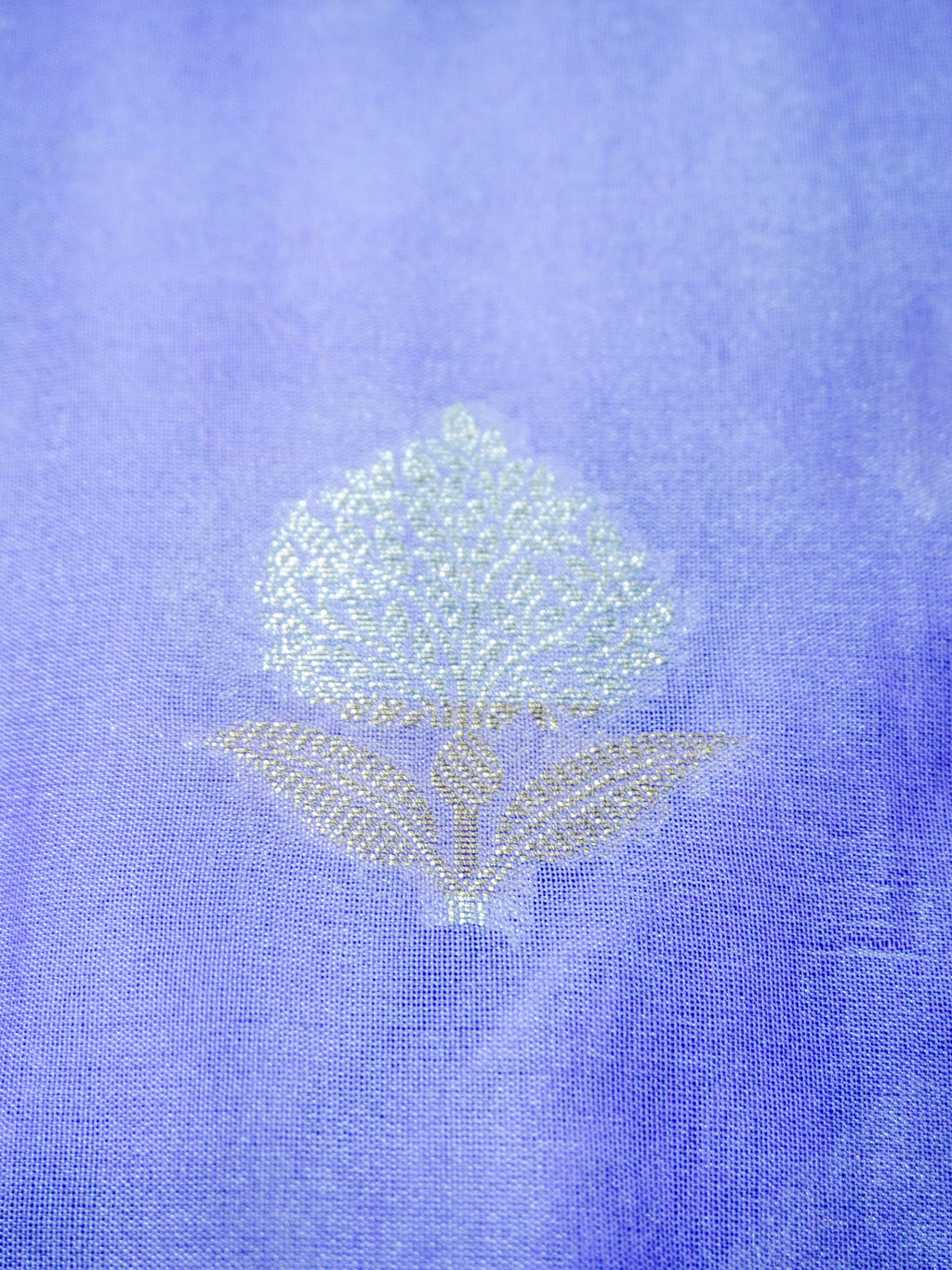 Lavender Silky Silk Banarasi Saree with Floral Zari Buti & Rich Zari Border