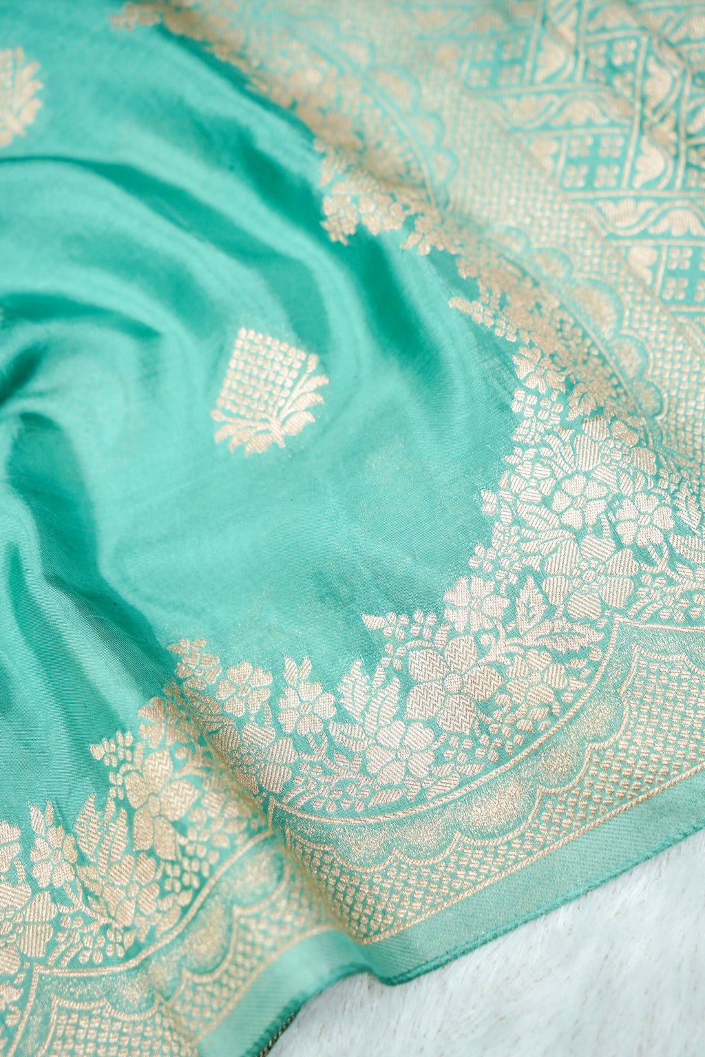 Pista Turquoise Banarasee Dola Silk Saree