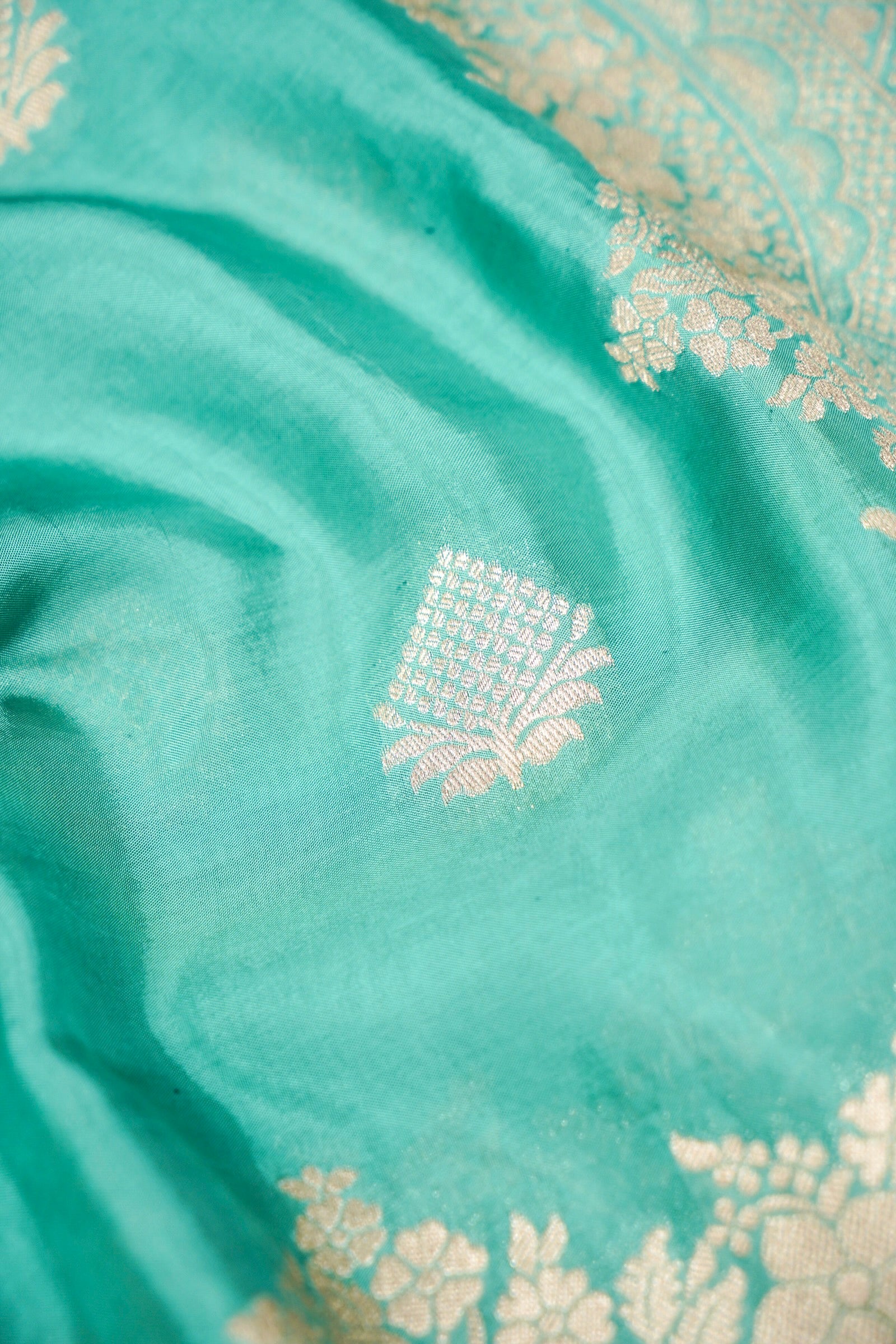 Pista Turquoise Banarasee Dola Silk Saree