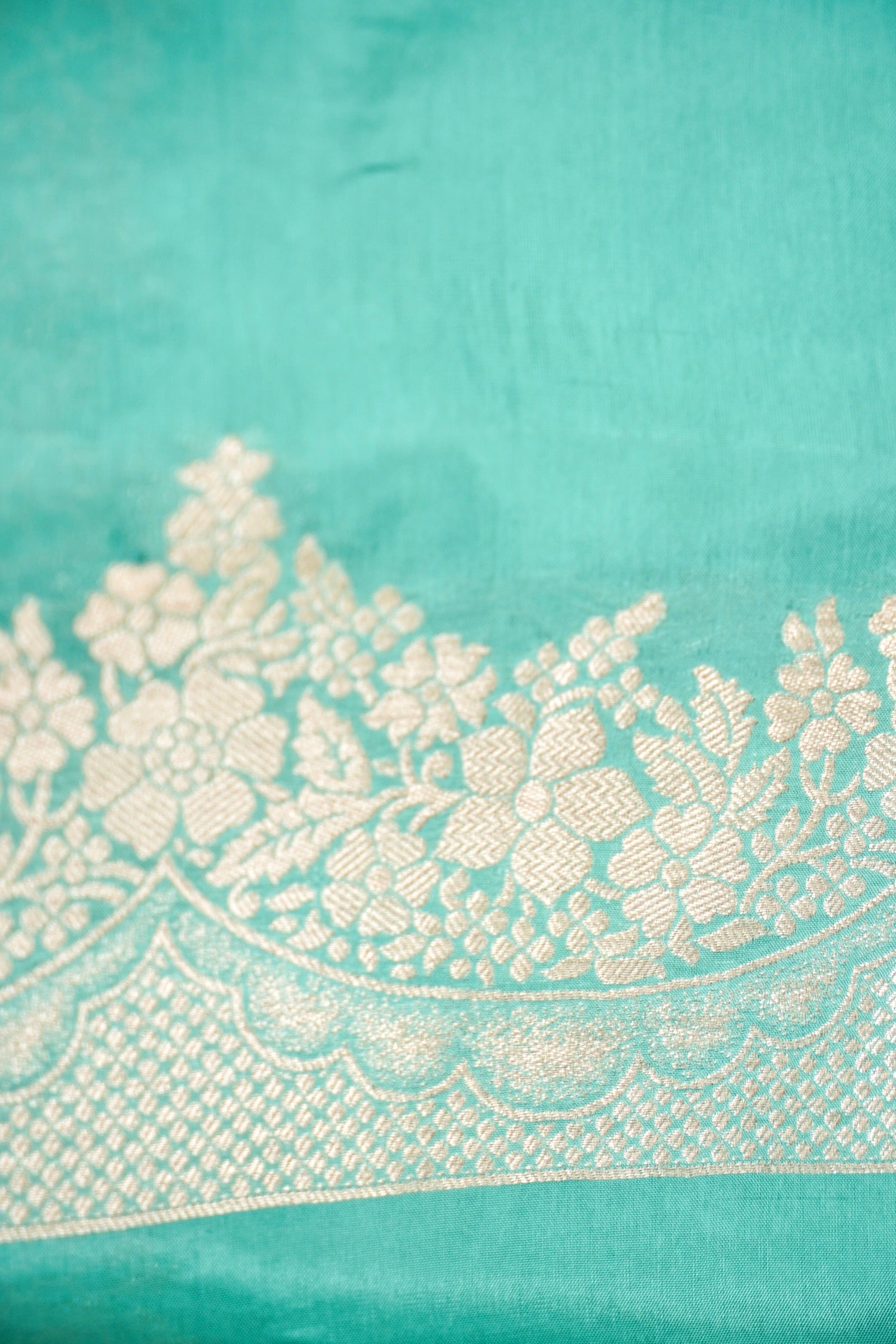 Pista Turquoise Banarasee Dola Silk Saree