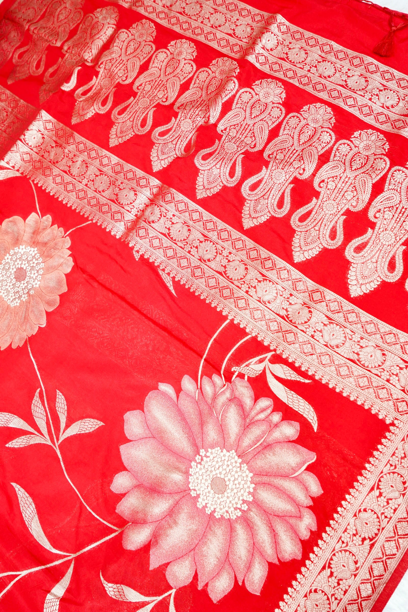 Red Meenakari Banarasee Georgette Saree