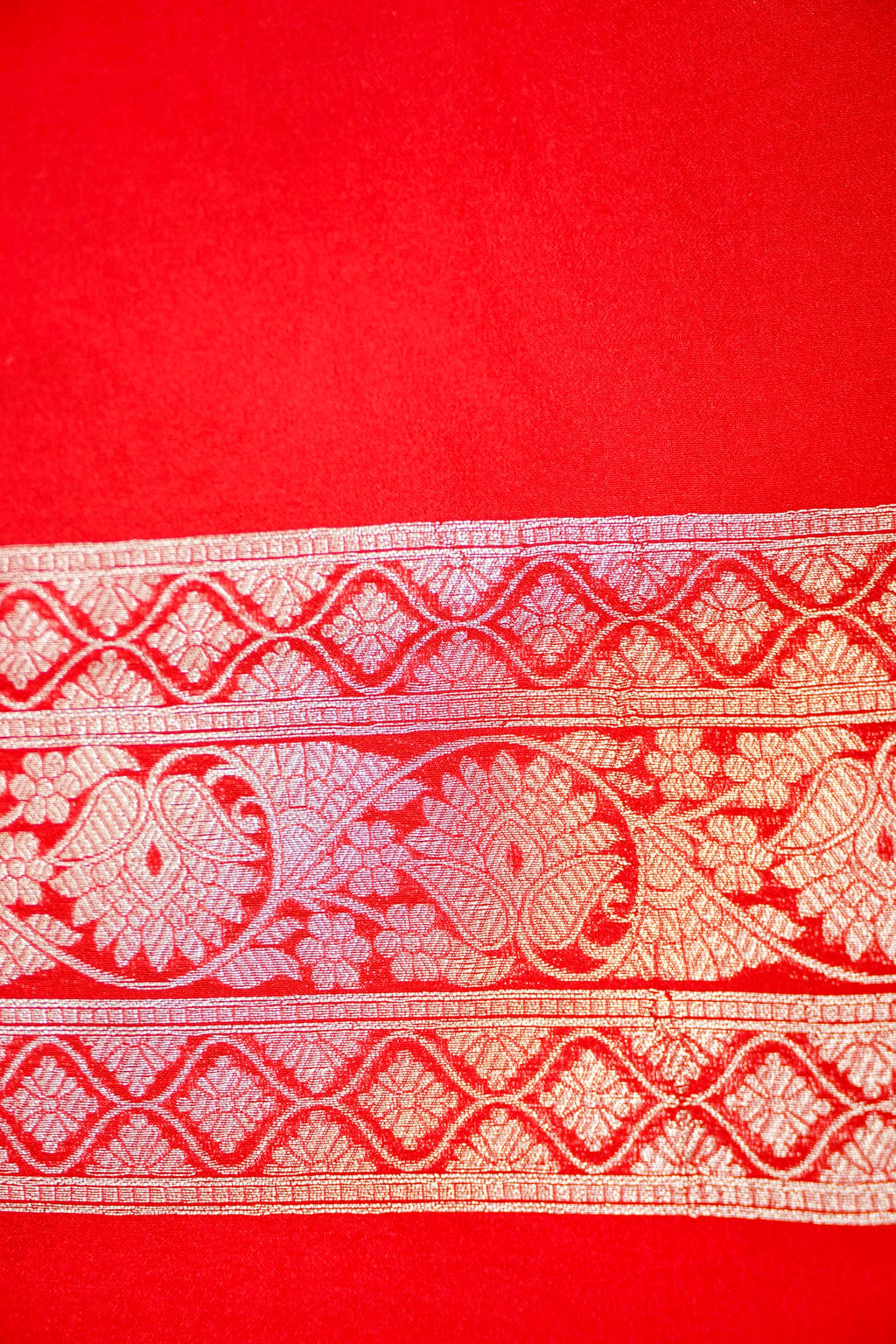 Red Meenakari Banarasee Georgette Saree