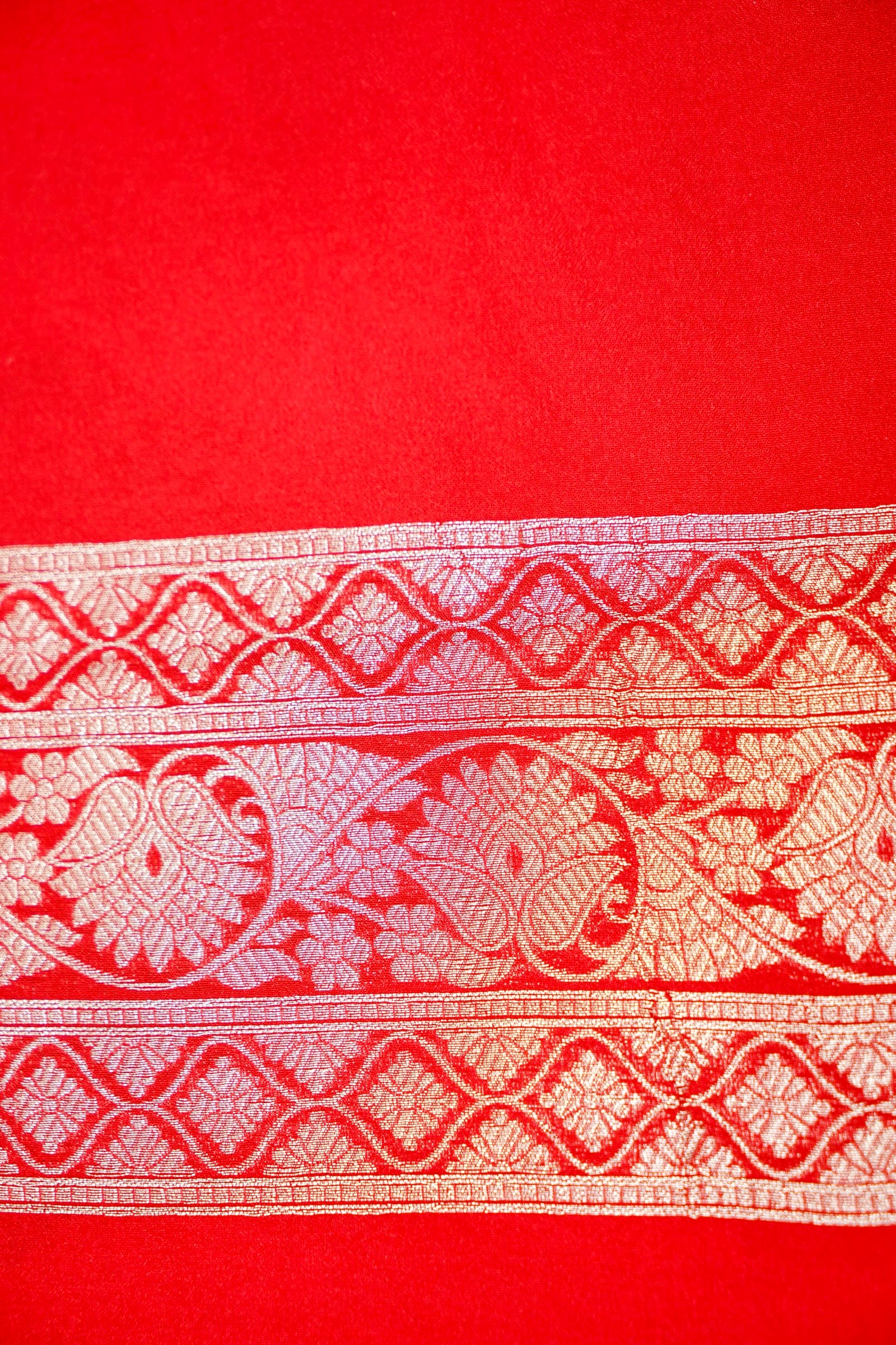Red Meenakari Banarasee Georgette Saree
