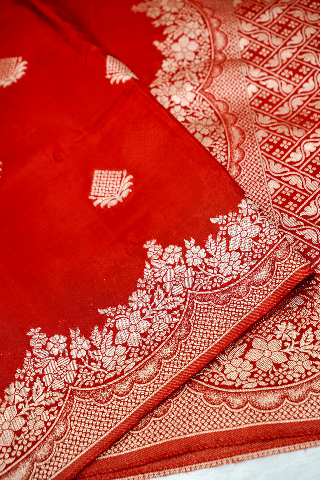 Shahi Sindoor Banarasee Silk Saree