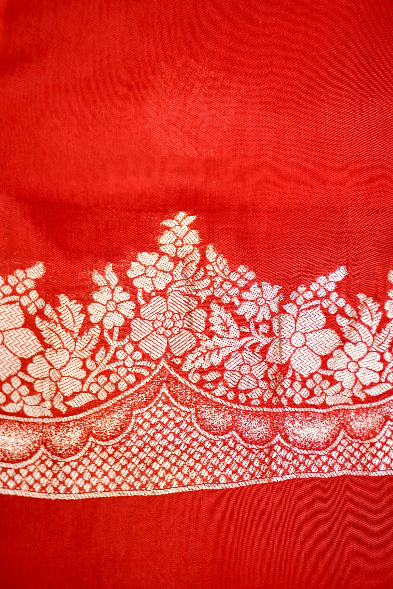 Shahi Sindoor Banarasee Silk Saree
