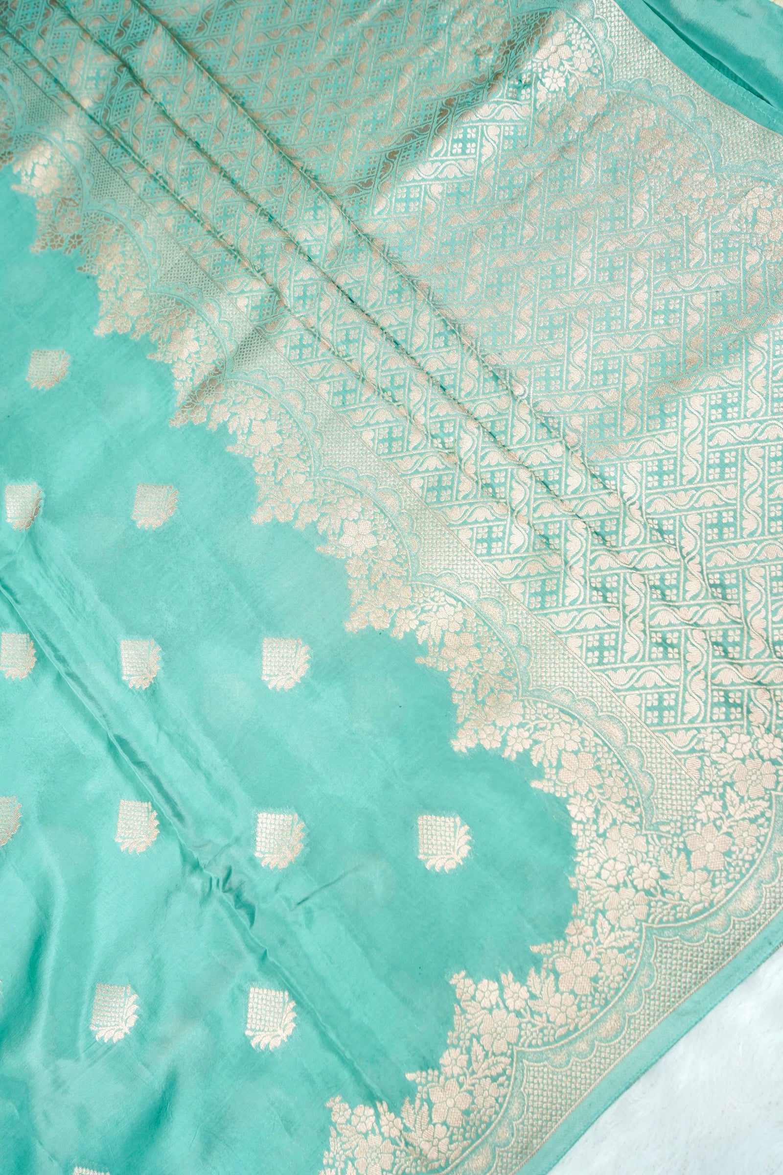 Pista Turquoise Banarasee Dola Silk Saree